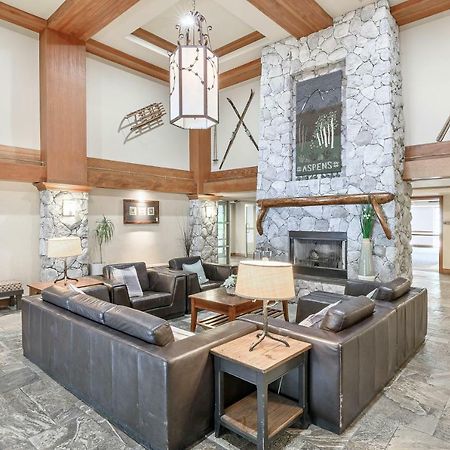 The Best Top Floor Ski-In/Ski-Out At The Aspens ウィスラー エクステリア 写真